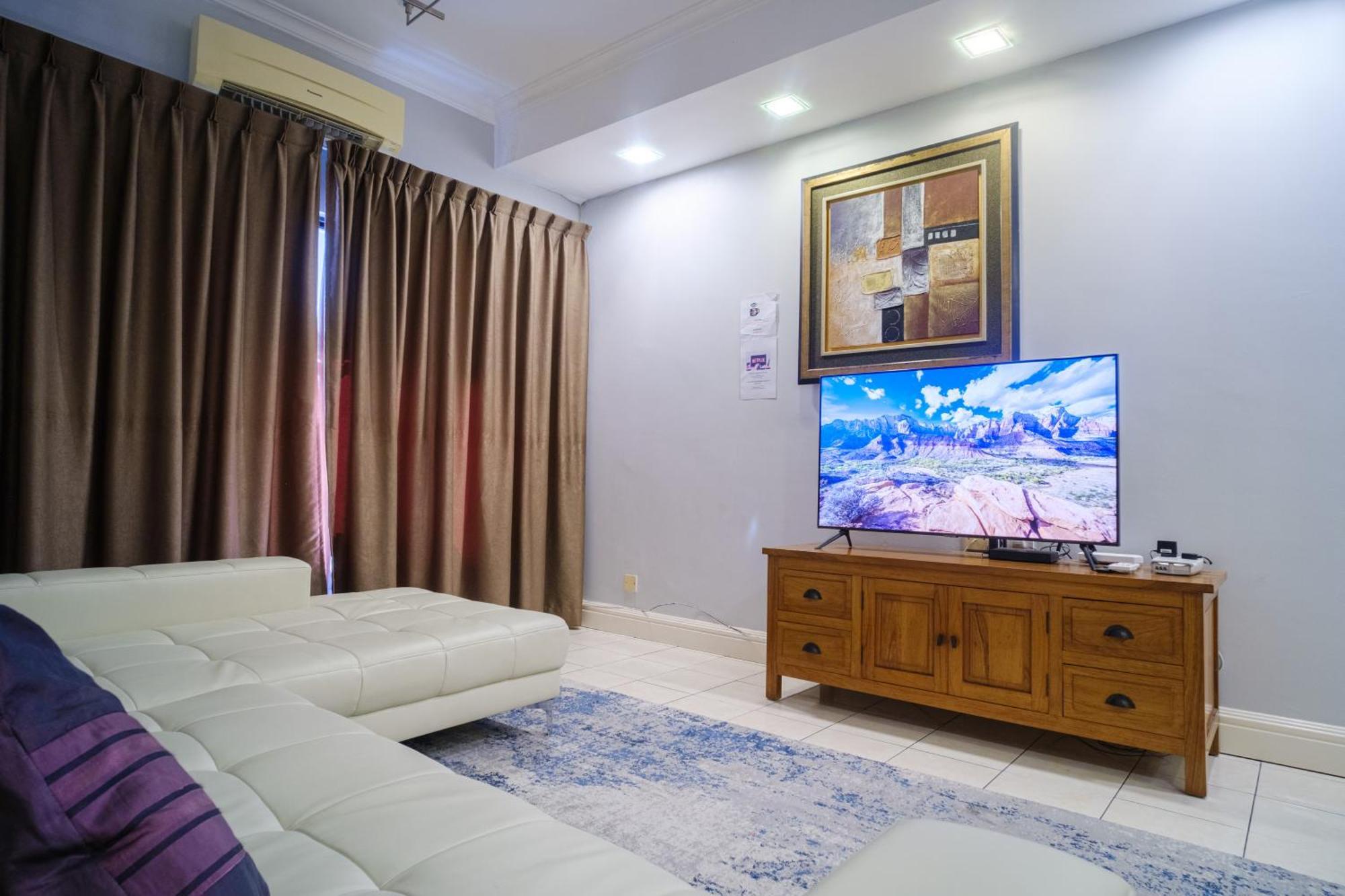 Petronella Apartment C1 Marina Court コタキナバル エクステリア 写真